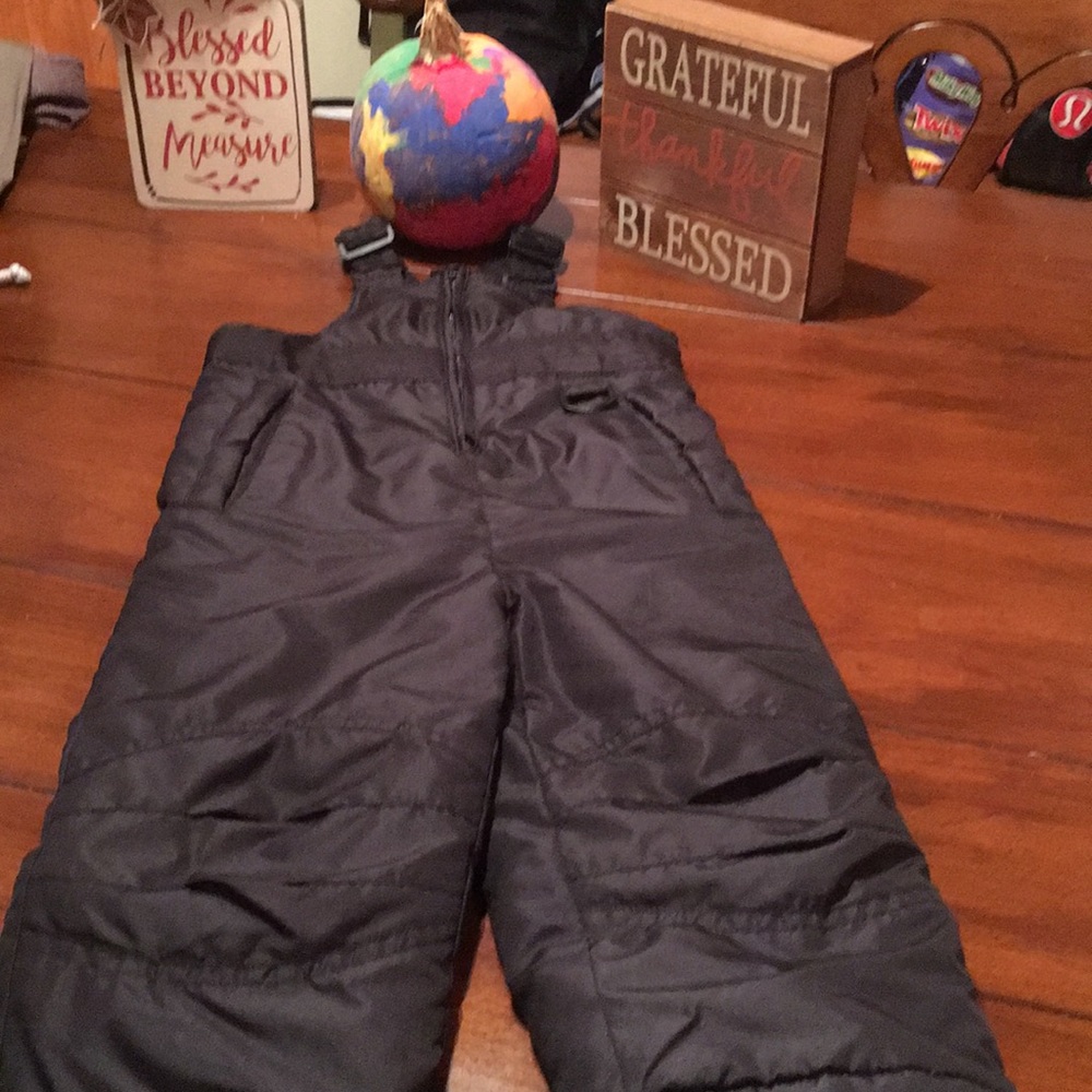 Boy’s ski jumpsuit Size 2
